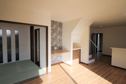 階段がコンパクトの家