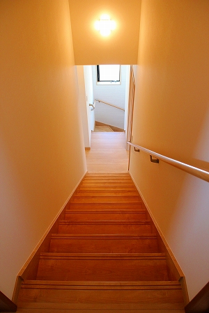 太陽光で発電しながら暮らしを楽しむ家